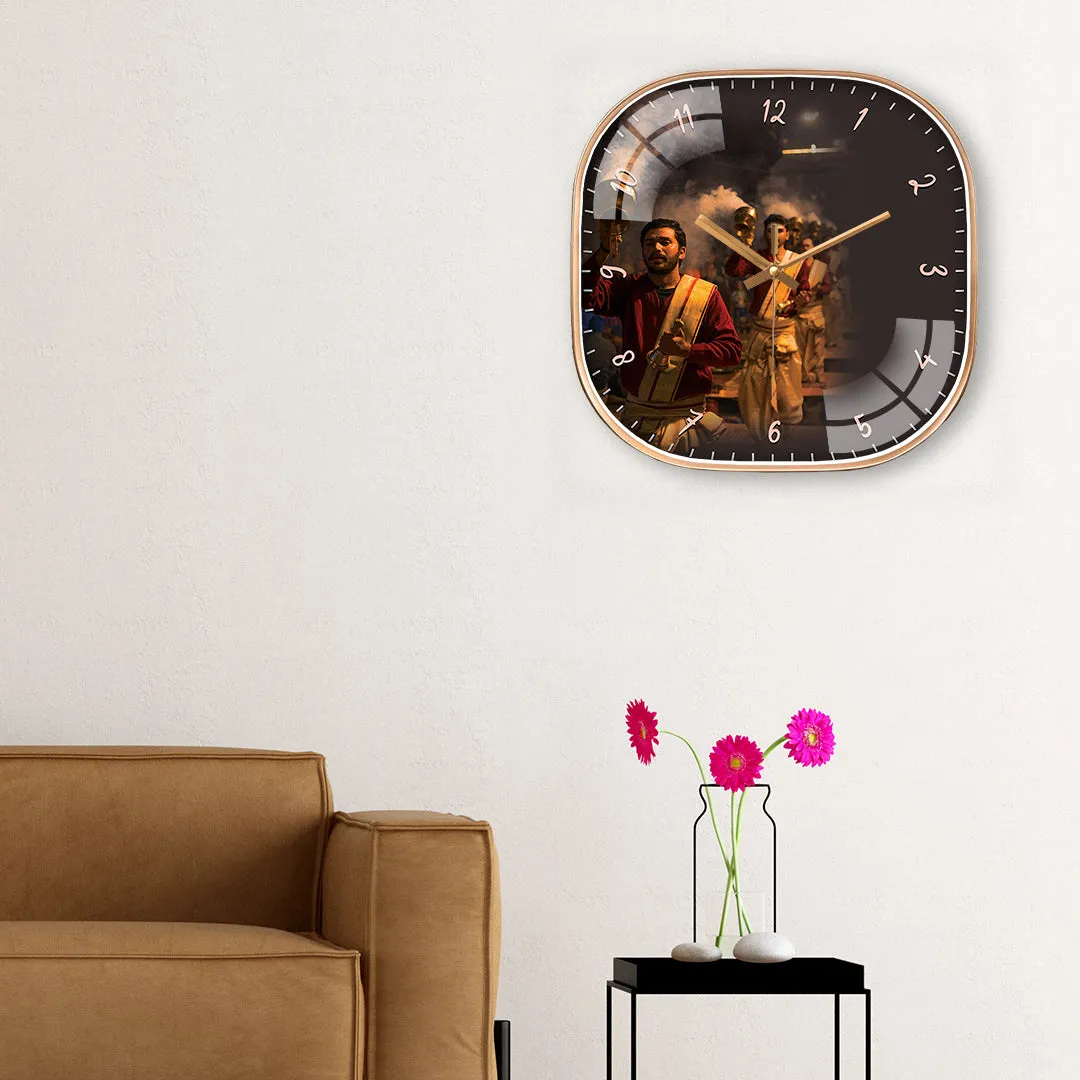 Aarti rishikesh wall clock