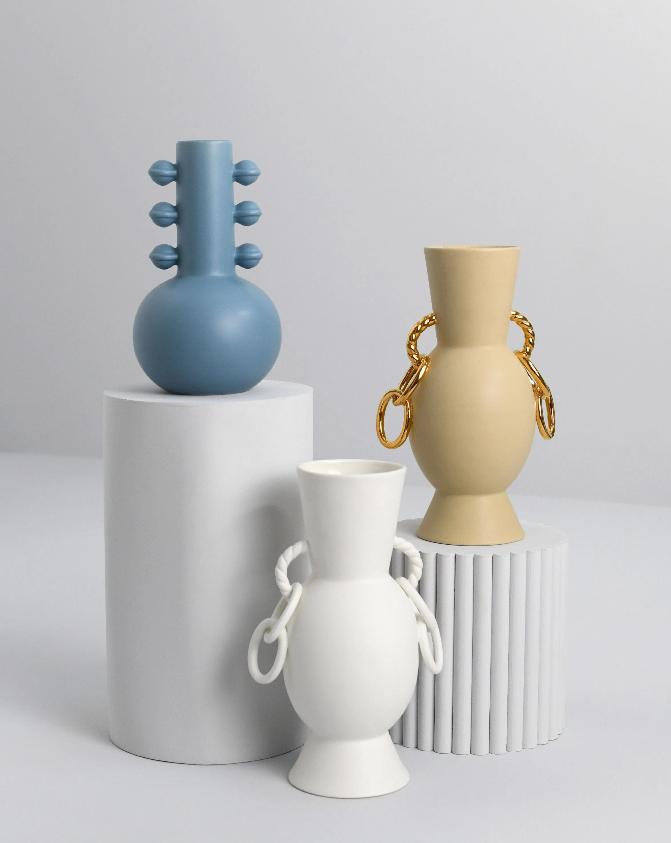 Chain Reakion Ceramic Vase | Ceramic/Beige