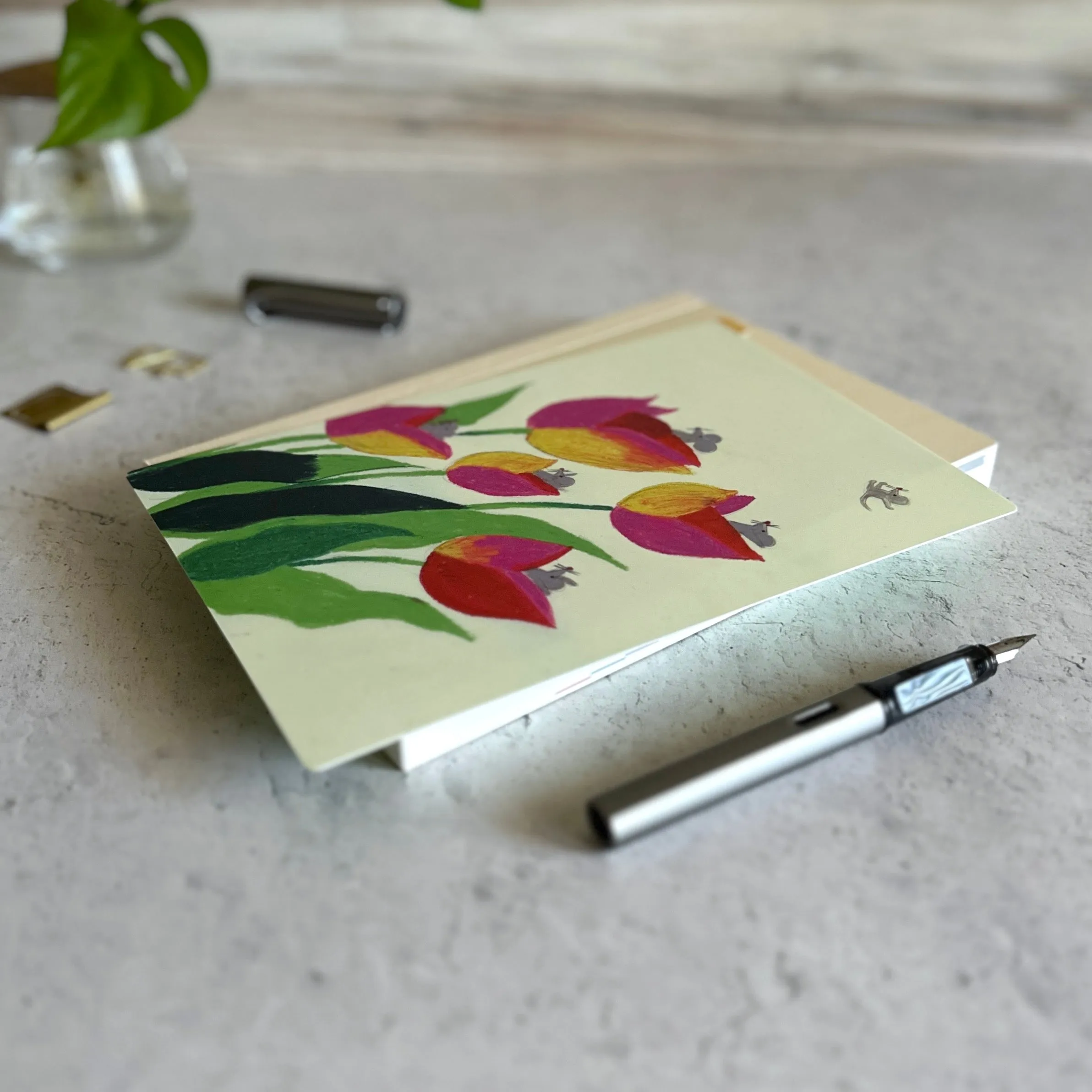 [Hobonichi Pencil Board] Swaying Tulips (A5)