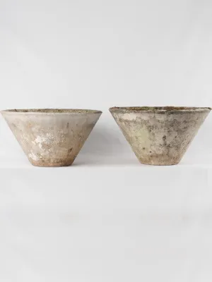 Pair of conical planters - Willy Guhl 21¾"