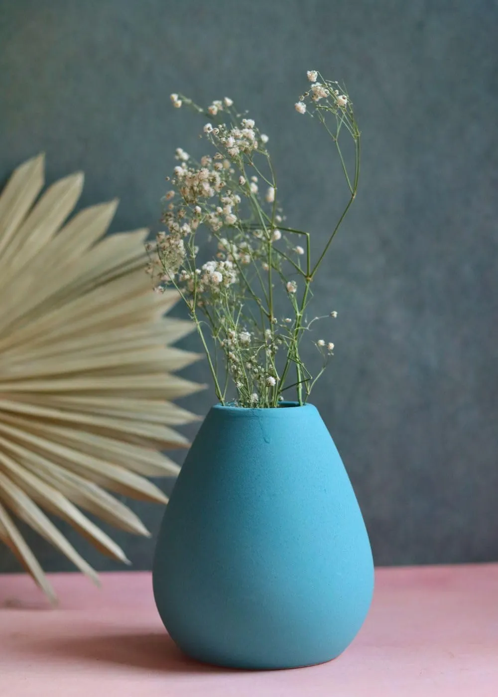 WEAVING HOMES Esoteric Vase Tall - Green| Vase for Flower Plants | Office, Living Room, Bedroom, Table Top Decorations Items | Home Decor Centerpiece | Pampas Grass Decor | Any Occasion Gift