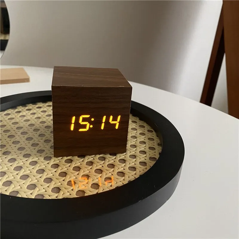 Wood O'clock Digital Clock & Alarm