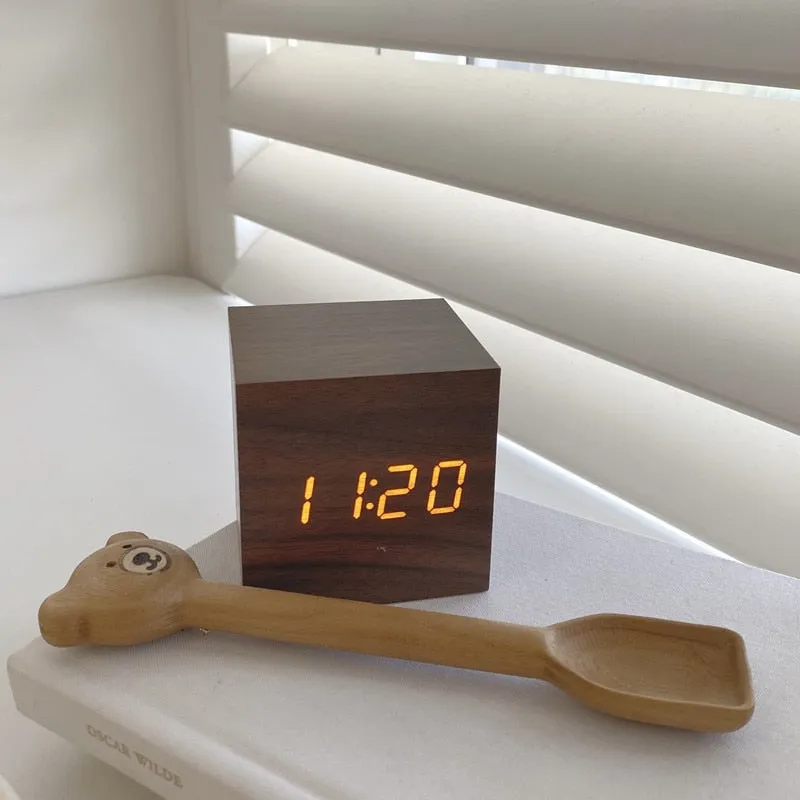 Wood O'clock Digital Clock & Alarm